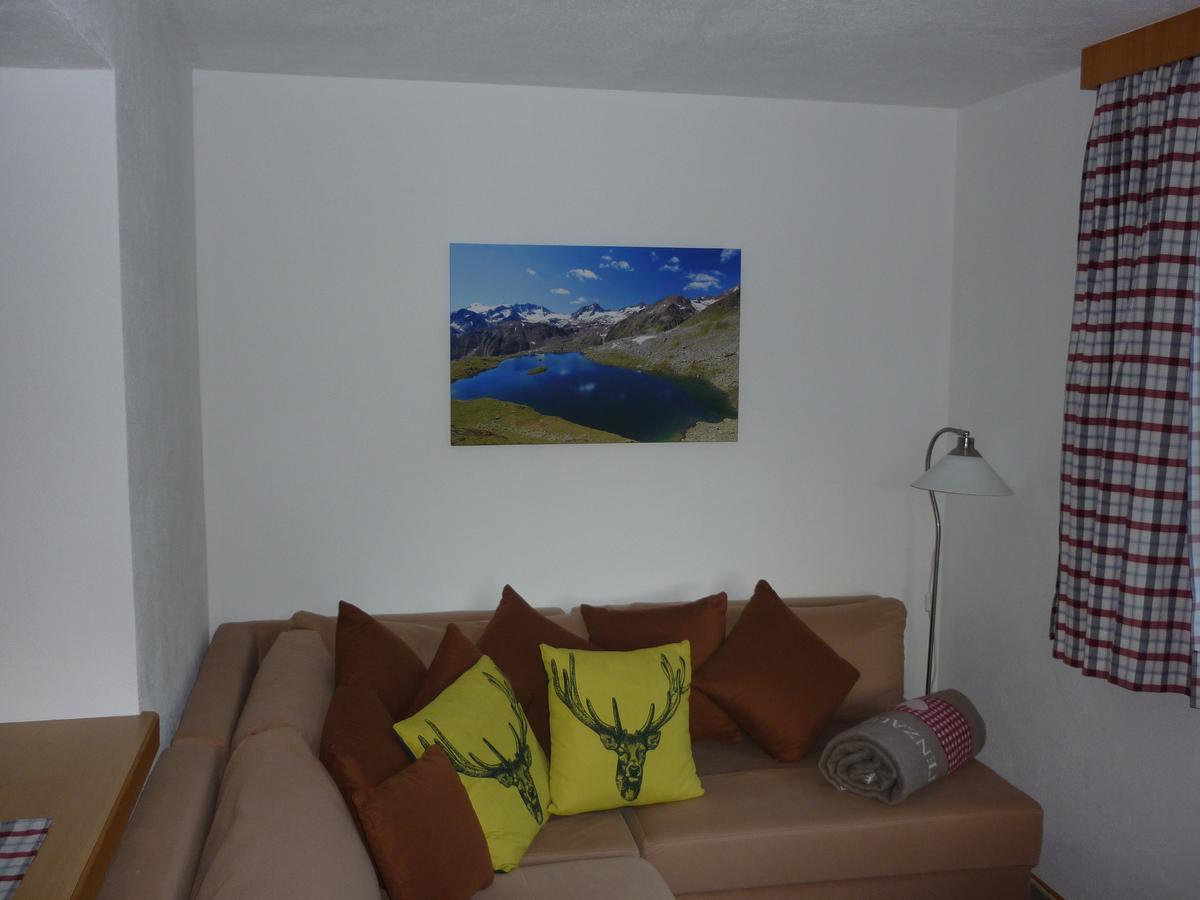 Apartment Fernerblick Нойщифт им Щубайтал Екстериор снимка